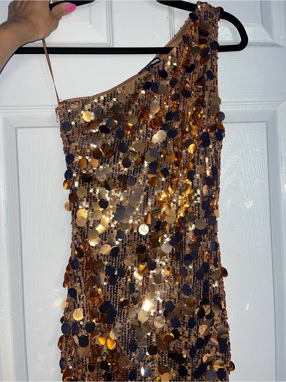 Sequined One-Shoulder Tank Top - Gold (Small)
